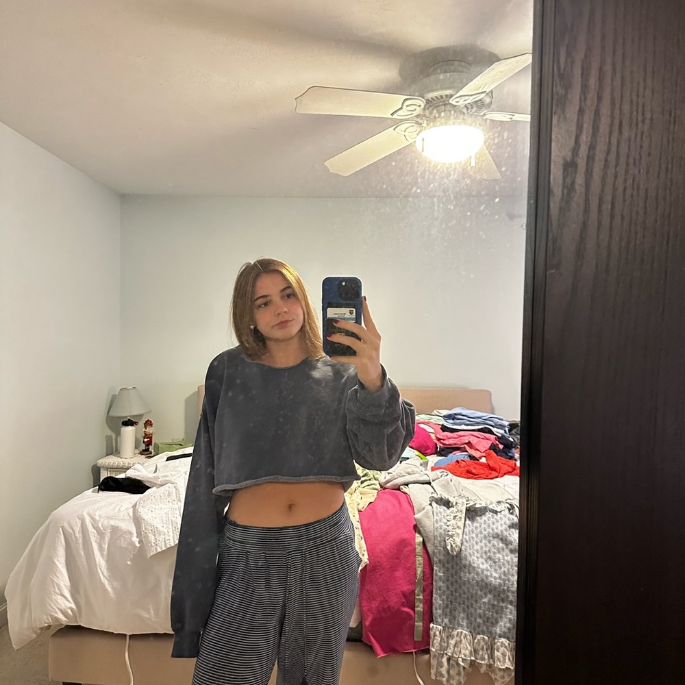 Brandy Melville cropped faded navy crewneck
